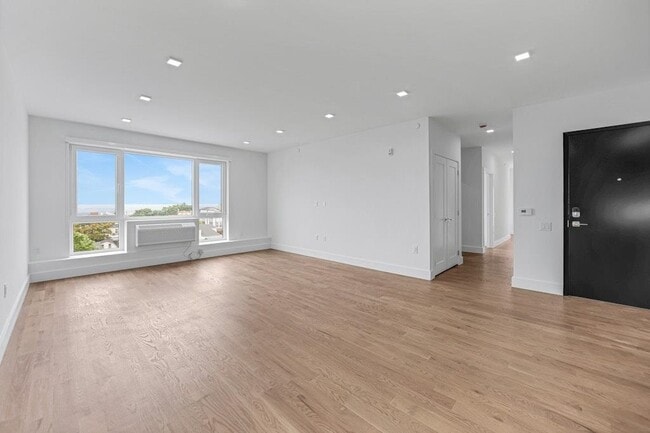 Photo - 8404 4th Ave Unidad 208