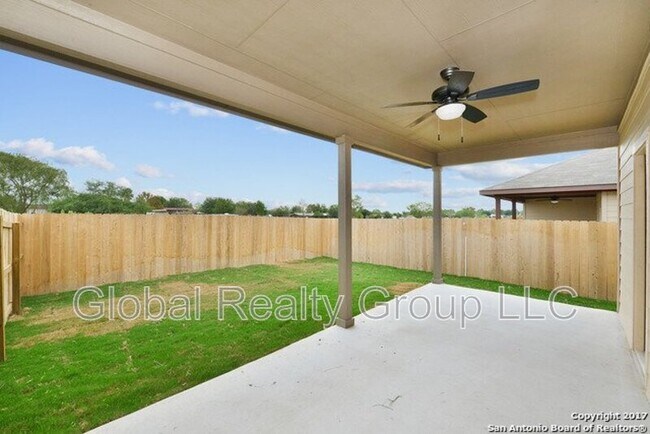Photo - 2557 Pahmeyer Rd