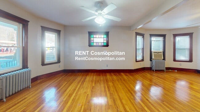 Photo - 298 Fellsway W Unidad 1