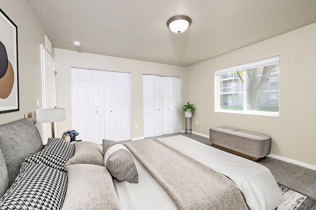 Photo - Washington Heights Apartments