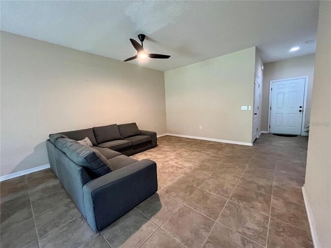 Photo - 5552 Rutherford Pl