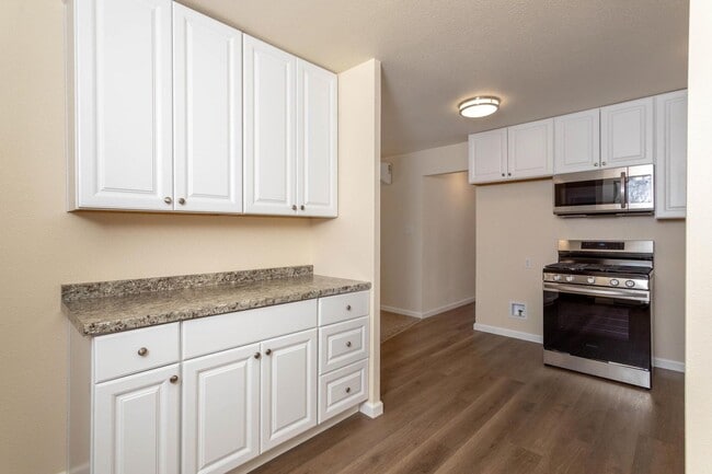 Photo - SPACIOUS 3 BED 1 BATH IN SHASTA LAKE CITY