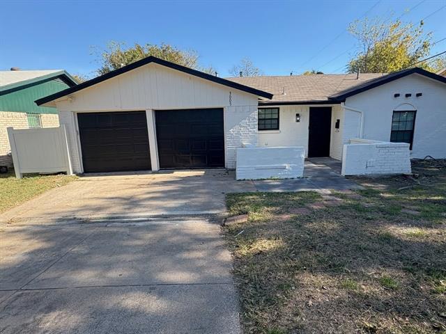 Photo - 3005 Farrell Ln