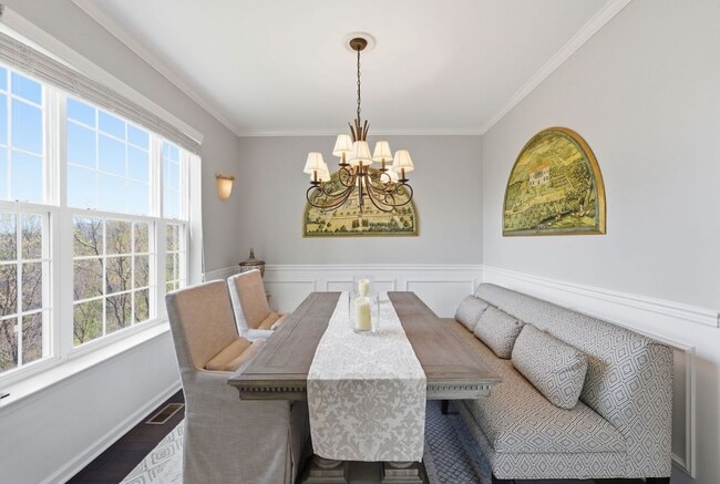 Photo - 263 Winding Hill Dr