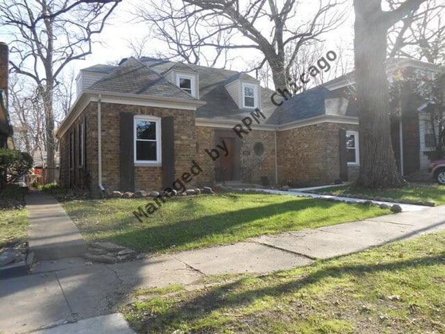 Photo - 1611 W 105th Pl Casa
