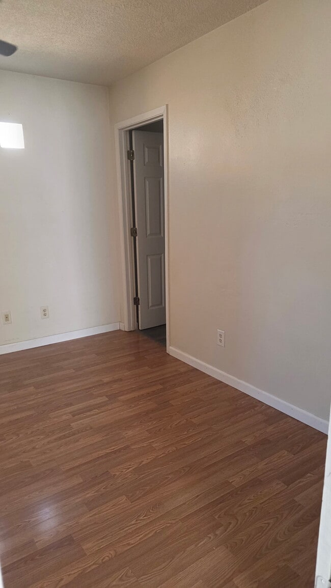 Photo - 1340 Rebecca Rd NE