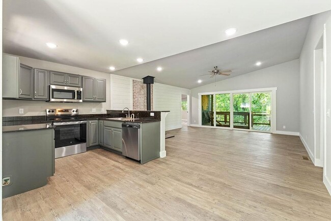 Photo - 16 Duvall Ln