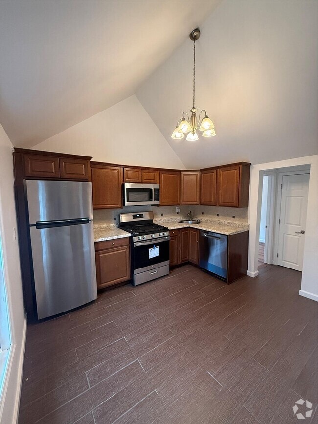 Building Photo - 136 5th Ave Rental