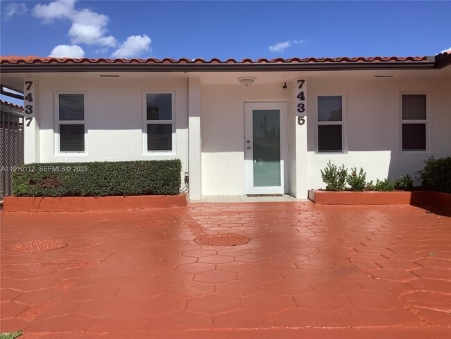 Photo - 7435 SW 23rd St