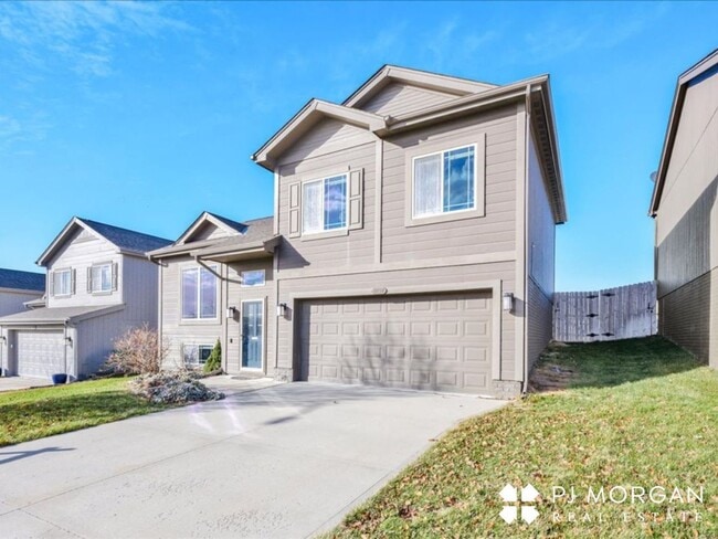 Photo - Cozy 3-Bedroom, 2-Bathroom Home!