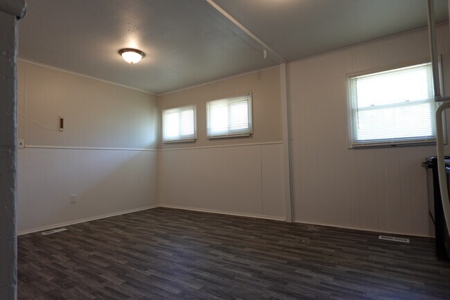 Photo - 9631 Pippin Rd