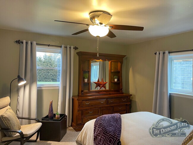 Photo - 5121 Plymouth Road Unidad Lower