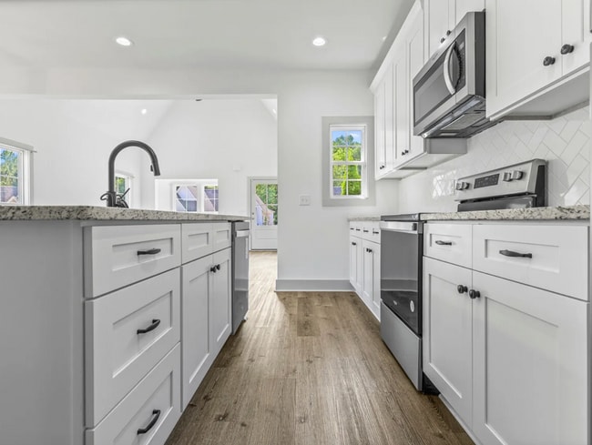 Photo - Charming 2 Bed / 2 Bath Cottage Living at Fox Chase