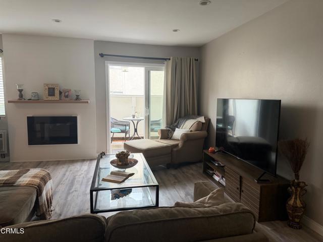 Photo - 28947 Thousand Oaks Blvd Unidad 121