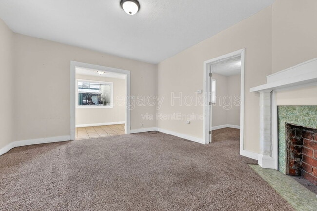 Photo - 388 Broaddus Ave Unit B