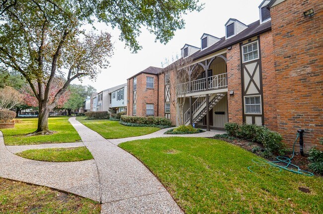 Photo - 854 Wax Myrtle Ln Unit A