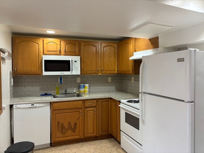Photo - 136 Bryant St NW