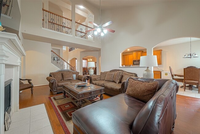 Photo - 9906 Bronze Mill Ln