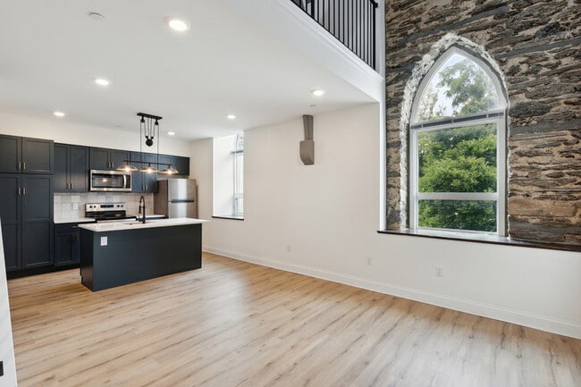 Photo - 141 Krams Ave