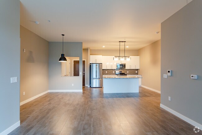 2BR, 2BA - C1