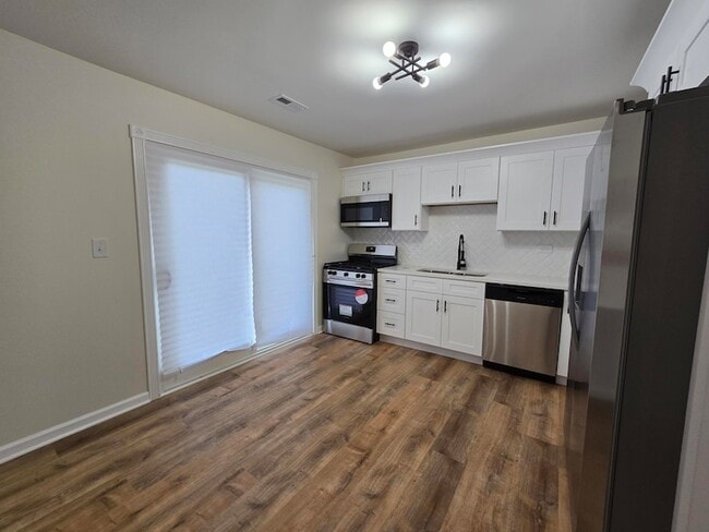Photo - 5517 E 13th Pl