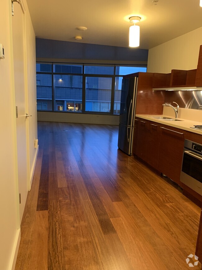 Building Photo - 3601 SW River Pkwy Unit 707 Rental
