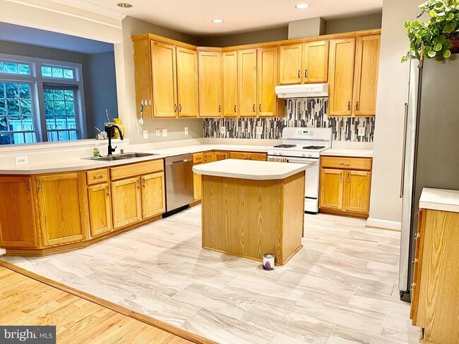 Photo - 12402 Falconbridge Dr