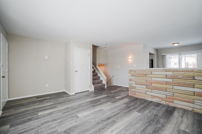 Photo - 6373 Faircrest Rd