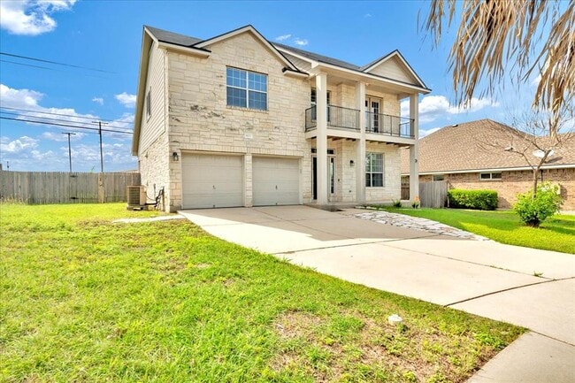 Photo - 1402 Grafton Ln