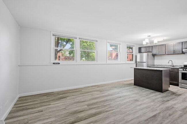 Photo - Academy Apartments