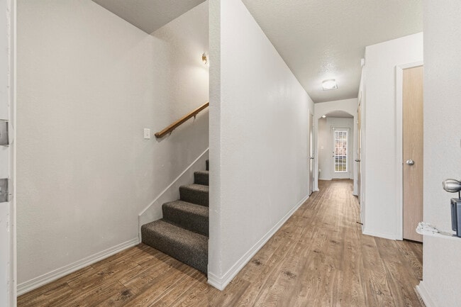 Photo - 3825 Old Jenny Lind Rd