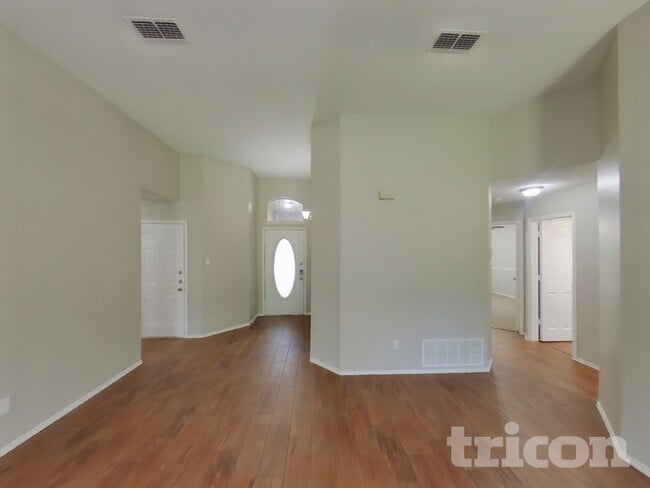 Photo - 2520 Clovermeadow Dr
