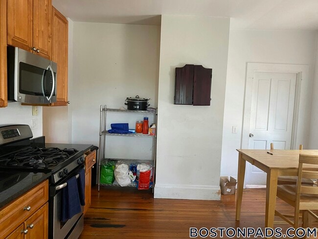 Photo - 27 Buttonwood St Unit 3