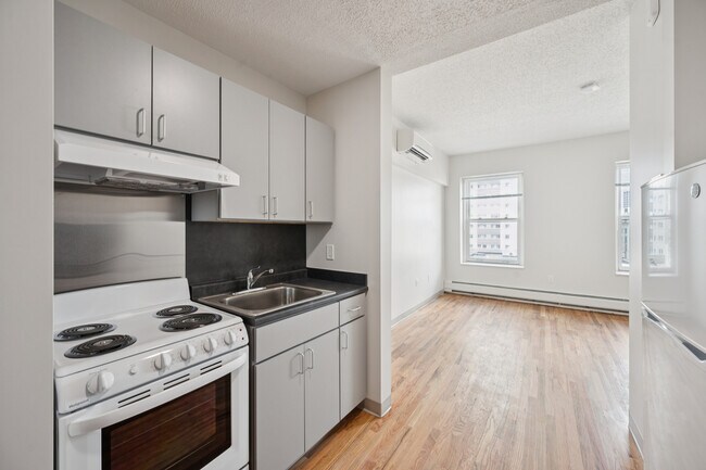 Photo - Aurora Apartments