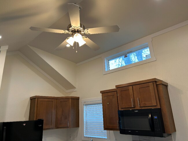 Photo - 5215 Crestway Rd