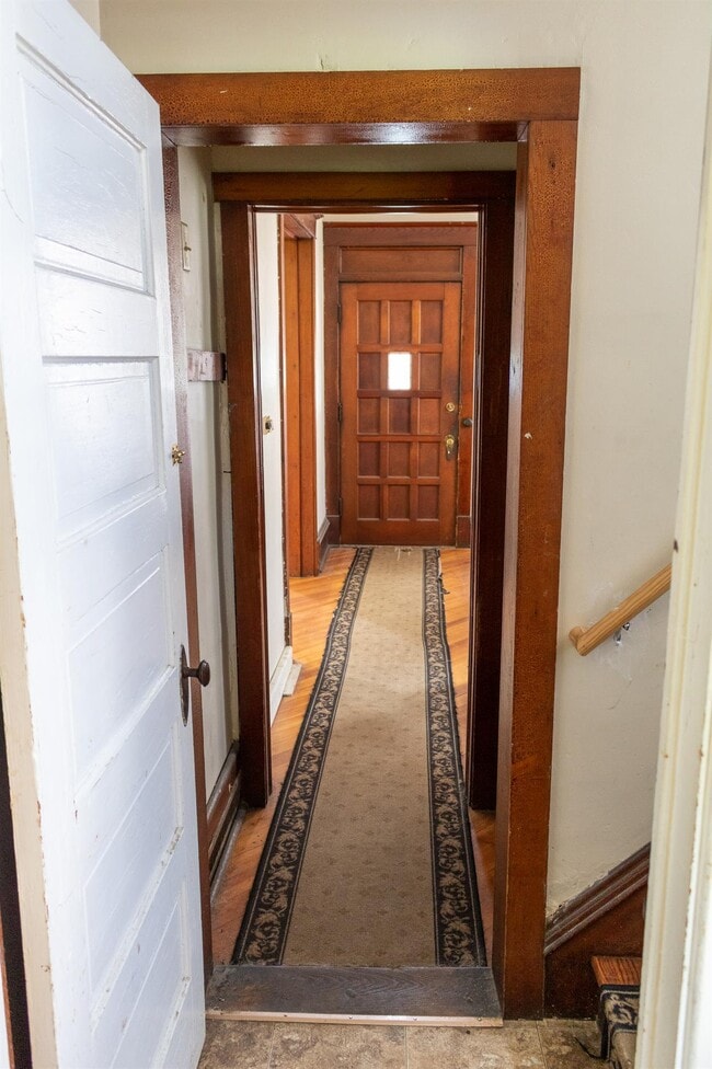 Photo - 714 Iowa Ave