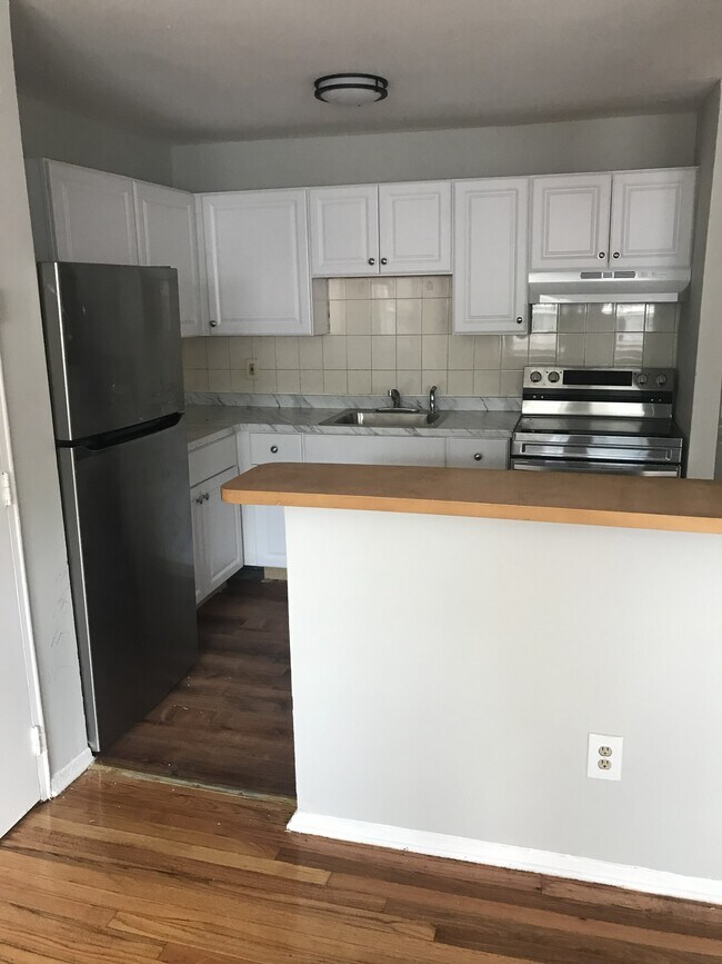 Photo - Dover Hills Apartments