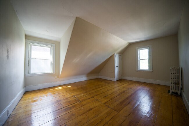 Photo - 452 Centre St Unit 2