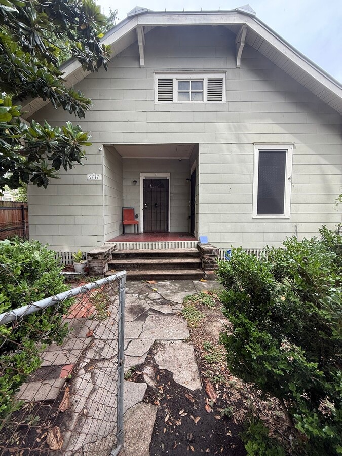 Photo - 6737 Ave E