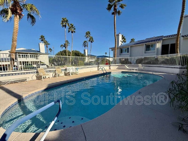 Photo - 1800 Club House Dr Unit M102