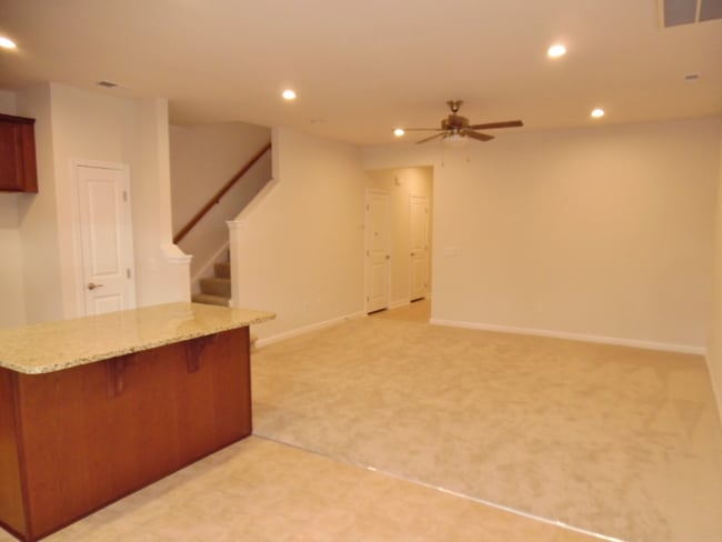 Photo - 111 Roundtree Dr