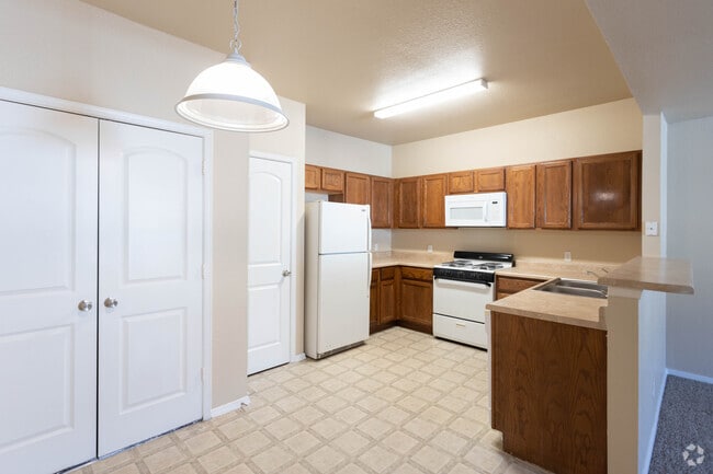3BR 2BA - 1,066 Sf