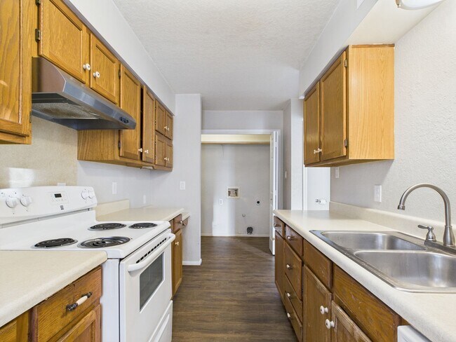 Photo - 107 Frederick Rd Unit 2