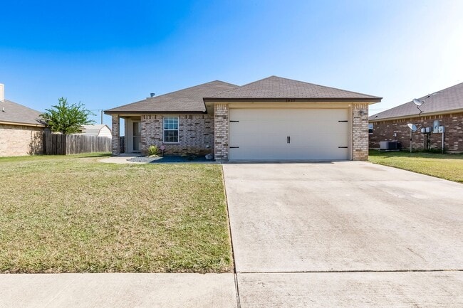 Building Photo - 3409 Lorena Dr Rental