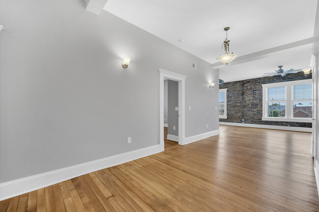 Dining Room - 19 W Church St Apartments Unit 17-B