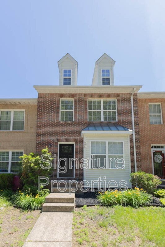 Building Photo - 405 Lakeview Ct