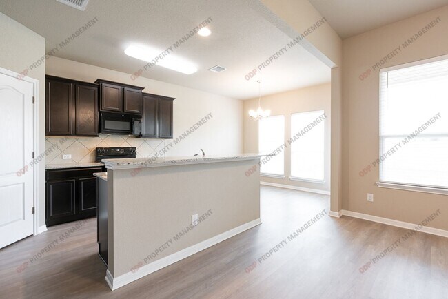 Photo - 7213 Lee Hall Loop