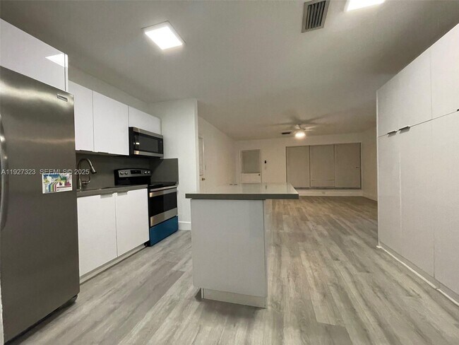 Photo - 4536 SW 24th Ave