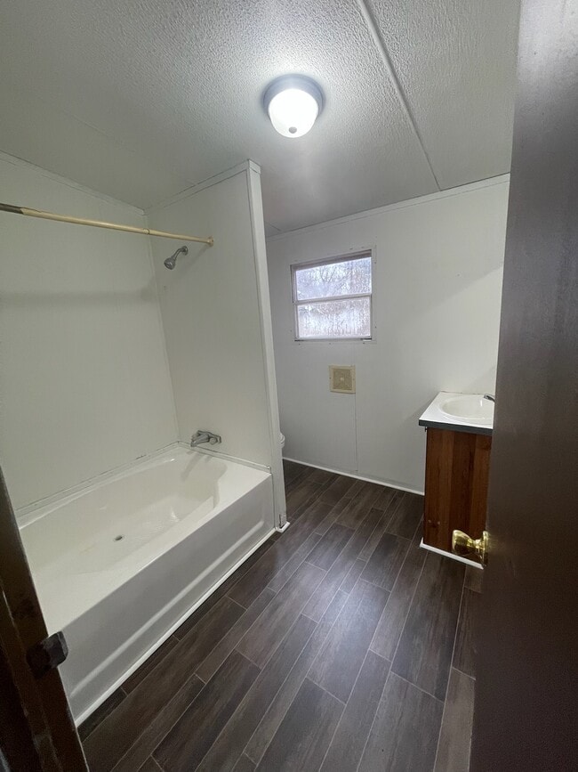 Photo - 96 Fowler Cir