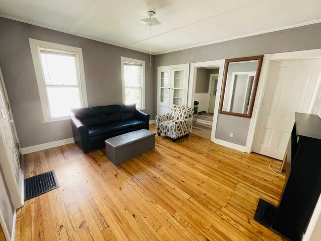 Photo - 52 Saint John Ave